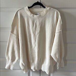 Abercrombie & Fitch White Sweater